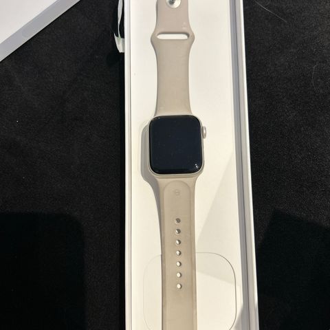 Apple Watch SE GPS 40 mm