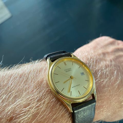 Citizen Quartz klokke Gullbelagt classic