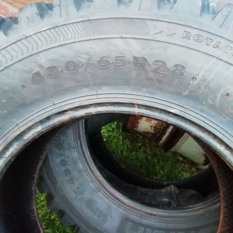 Traktordekk piggdekk 480/65 R28