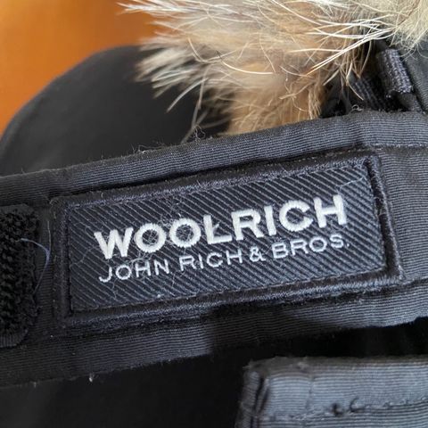 Woolrich dun parkas