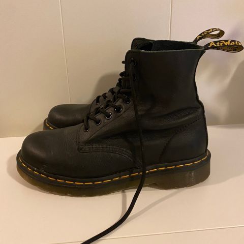 Dr. Martens 1460