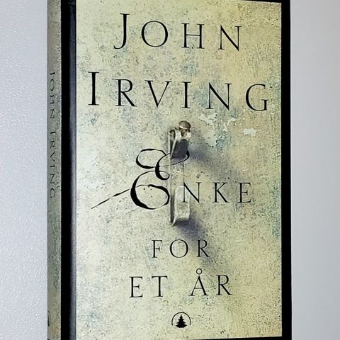 JOHN IRVING BOK.ENKE FOR ET ÅR.INNBUNDET.