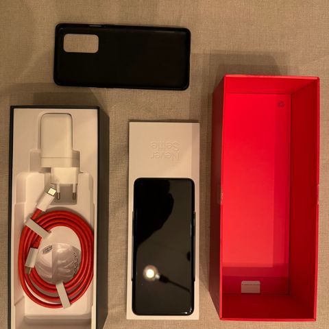 Meget pen Oneplus 9 pro 128gb selges