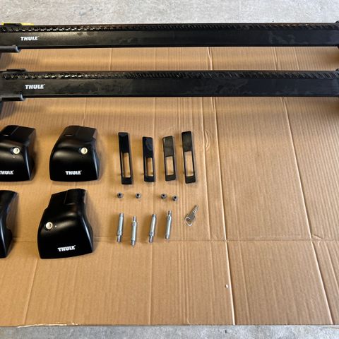 Thule wingbar takstativ