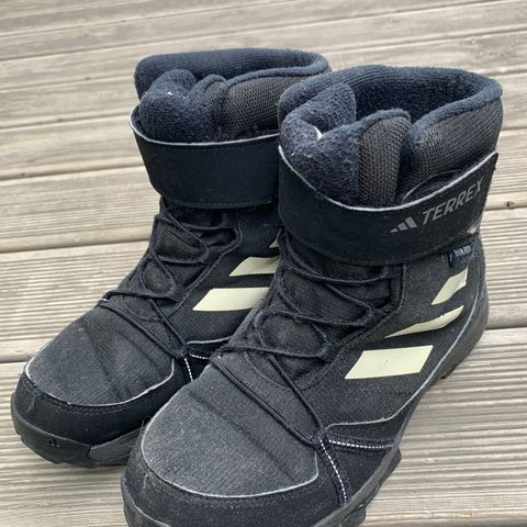 Adidas vintersko