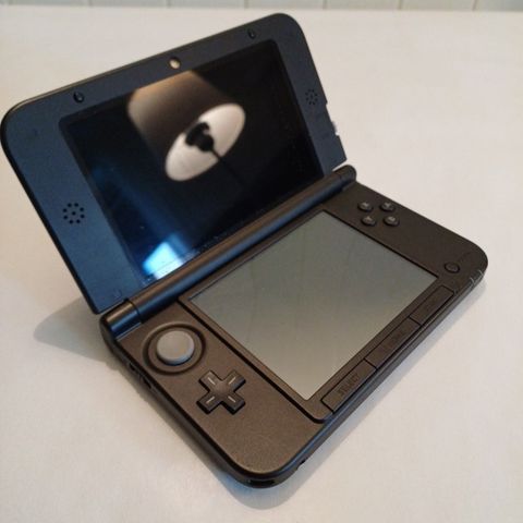 Nintendo 3DS XL