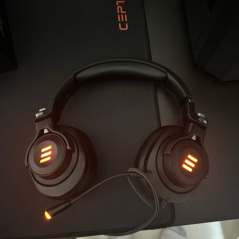 Cepter headset