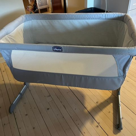 Chicco bedside crib, selges.