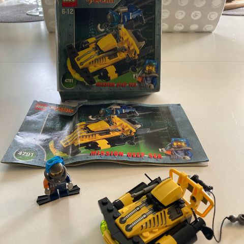 Vintage 2002 Lego ALPHA TEAM- MISSION DEEP SEA 4791