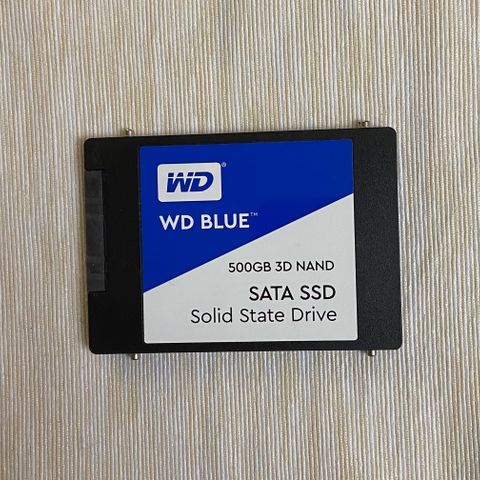 2.5" SSD WD Blue 500 GB Harddisk