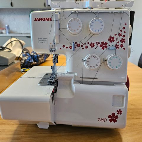 Janome 992D