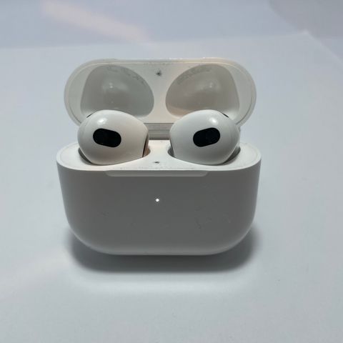 Apple AirPods 3 - Sjekket og klar til ny eier!