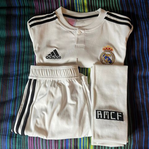 Real Madrid drakt