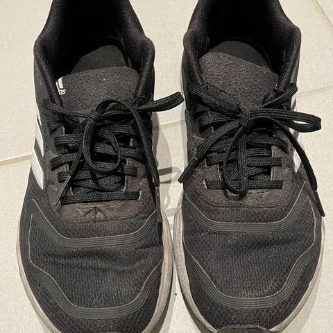 Adidas joggesko str. 36 2/3