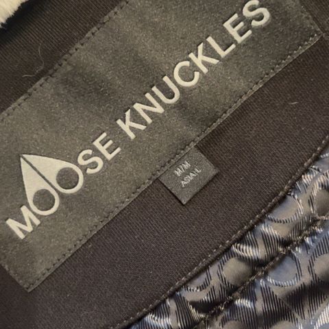 Moose Knuckles jakke