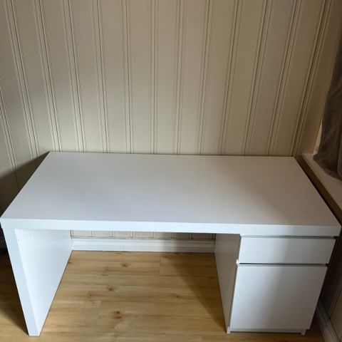 Ikea malm skrivepult