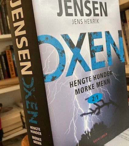 to-i-en krim OXEN, bok 1 og 2 i serien av Jens Henrik Jensen.