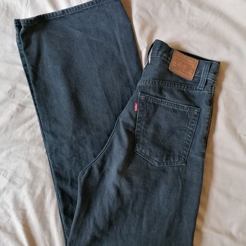 Levis ribcage wide str. 26/30