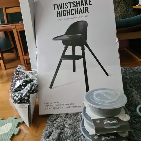 Twistshake highchair m/ tilbehør