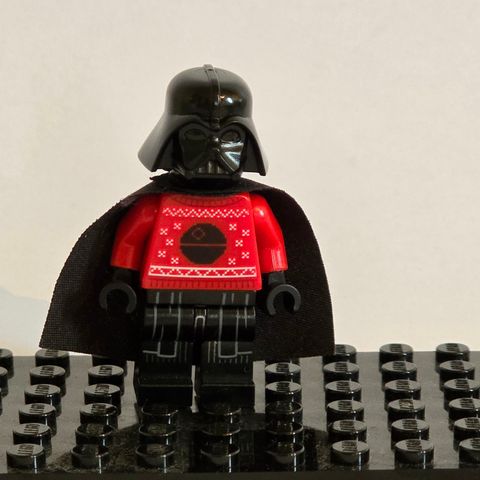 Lego figur Darth Vader - Holiday Sweater
Item No: sw1121