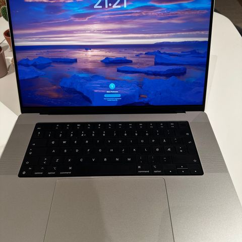 Macbook pro 16