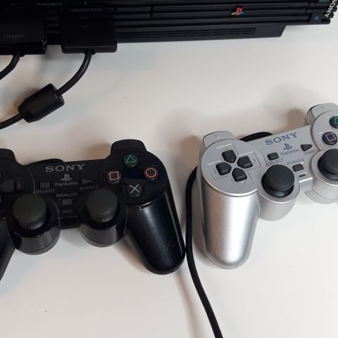 Offisielle Playstation 2 kontrollere - Svart og sølv