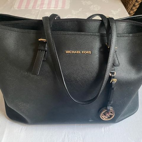 Michael Kors veske stor