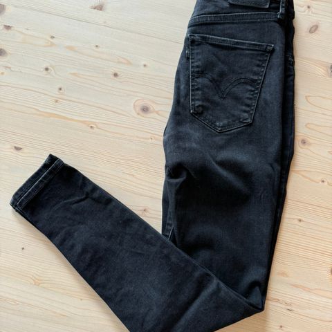 LEVIS MILE HIGH SUPER SKINNY W26/L28