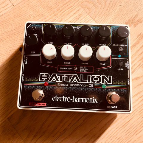 EHX Battalion bass preamp & DI