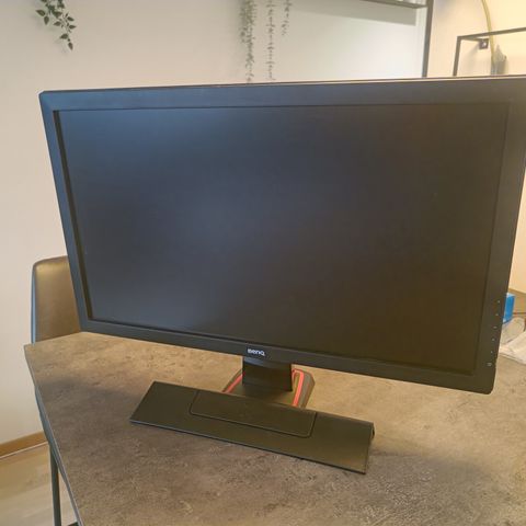 24" skjerm Benq 1080p