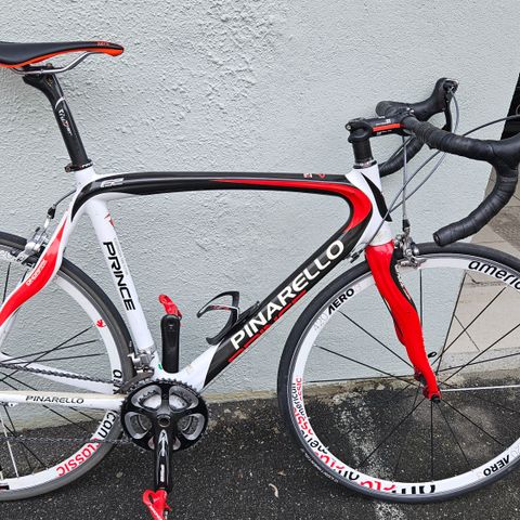 Pinarello fullkarbonsykkel str 56 Dura Ace komponenter