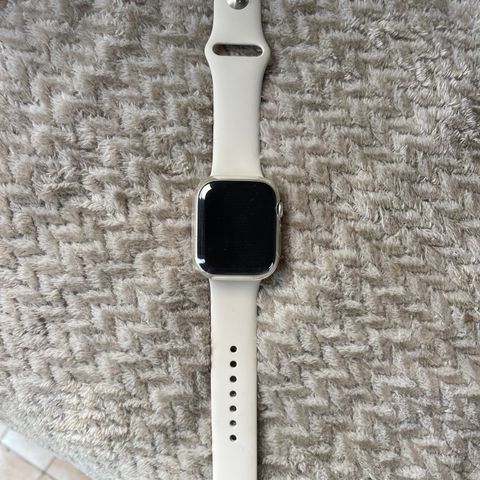 Apple Watch 8