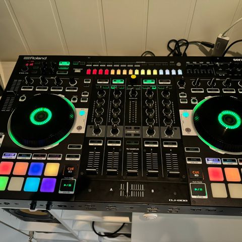 Roland DJ 808