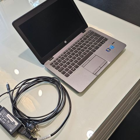 HP EliteBook 820 G2