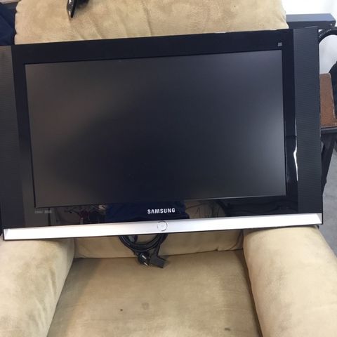 Samsung tv 27 tommer