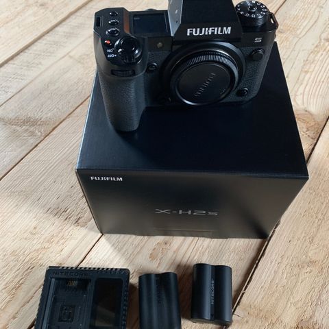 Fujifilm X-H2s