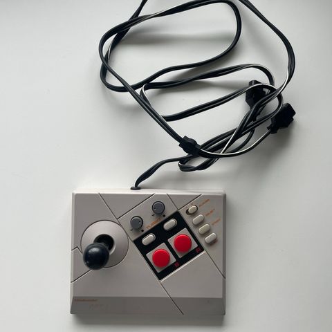 Nintendo nes advantage kontroll til Nintendo 8 bit