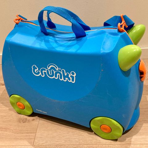 Pent brukt Trunki koffert til barn, selges rimelig!