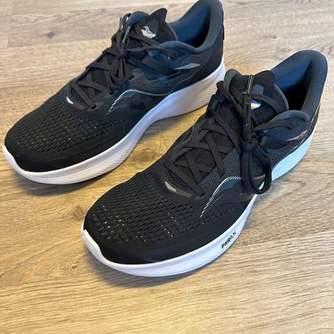 Saucony Ride 15 - str 46,5