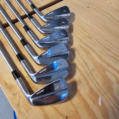 Mizuno MP18 jernsett