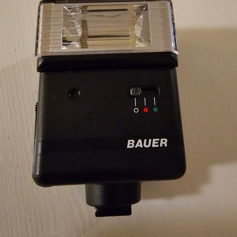 Bauer E528 ABS blitz