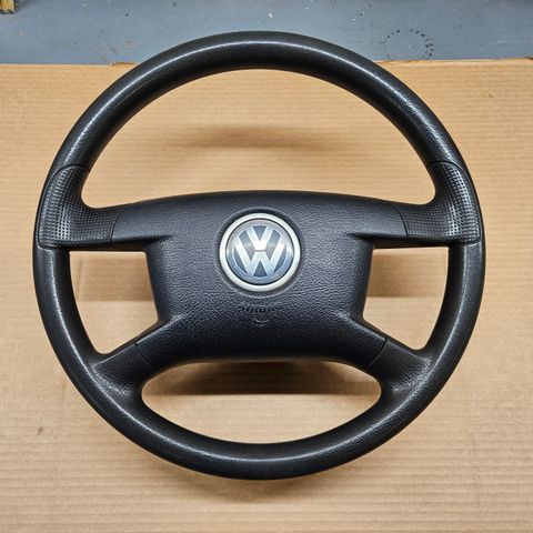 VW Golf mk5 ratt m/airbag