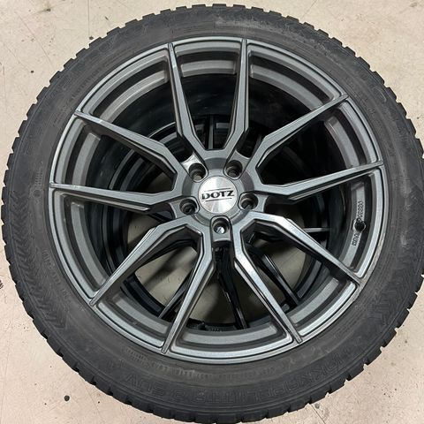 Vinterdekk 255/45 R20