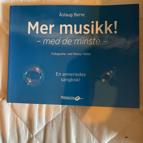 Mer musikk med de minste, pensumbok barnehagelærerstudiet