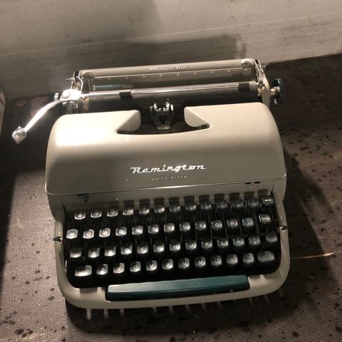 Remington skrivemaskin fra 1950