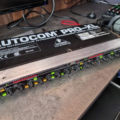 Behringer Autocom MDX 1600 kompressor/gate