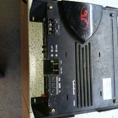 Rockford Fosgate punch P3002