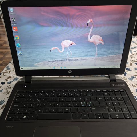 HP Pavillon 15 notebook Amd 8,  2TB, 10G ram