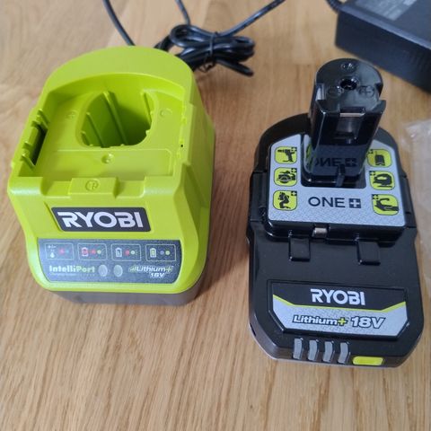 Ryobi 2,0Ah batteri og lader