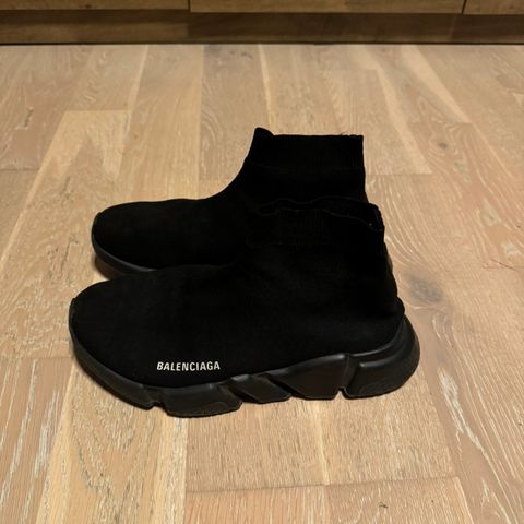 Balenciaga speed trainer